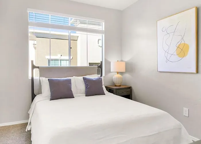 Apartment Landing - Modern With Amazing Amenities Tucson