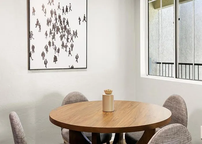 Landing - Modern With Amazing Amenities Apartment Tucson