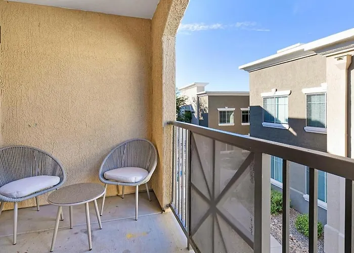 Landing - Modern With Amazing Amenities *